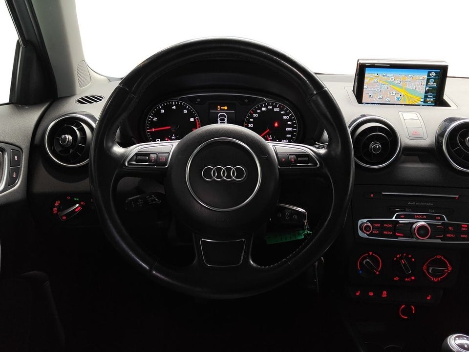 Audi A1 1,0 TFSi 95 Sport Sportback 5d