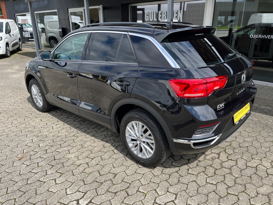 VW T-Roc 1,6 TDi 115 Style Van 5d