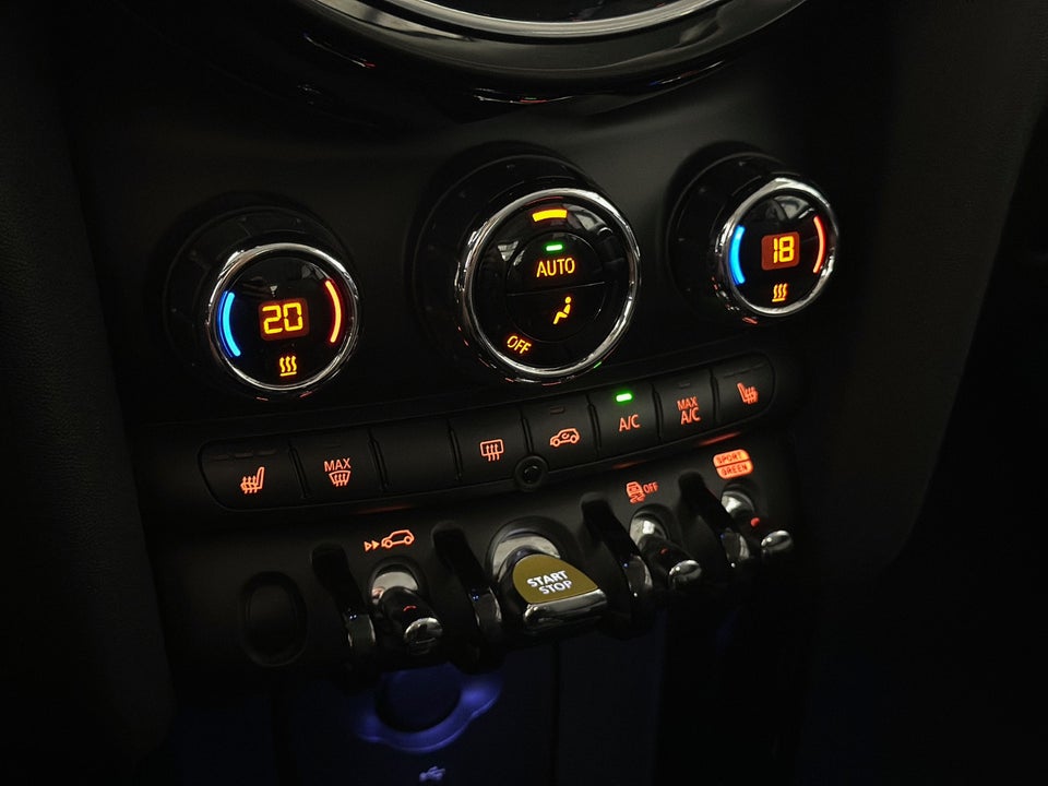 MINI Cooper SE Classic Trim 3d