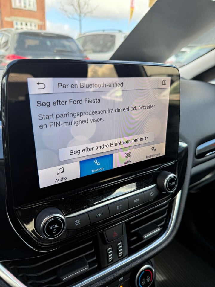 Ford Fiesta 1,0 EcoBoost mHEV Connected 5d