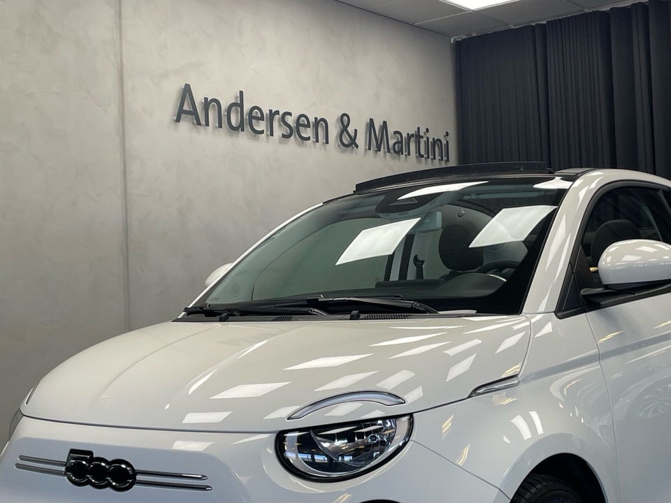 Fiat 500e 42 Icon Cabrio 2d