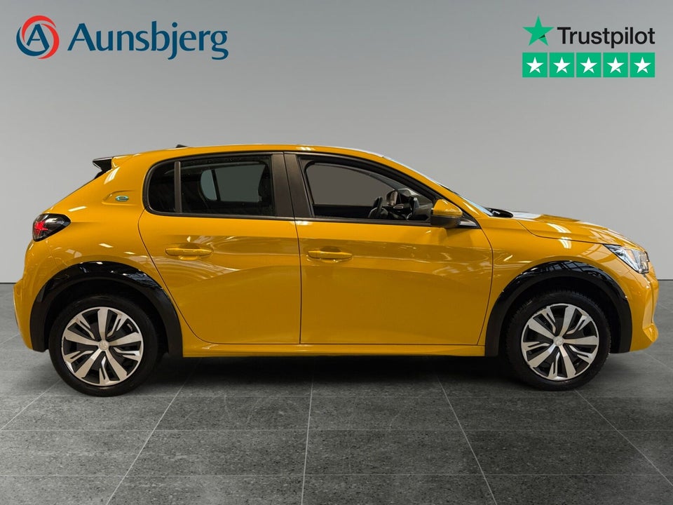 Peugeot e-208 50 Active 5d