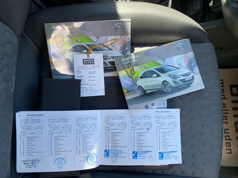 Opel Corsa 1,4 16V Cosmo 5d