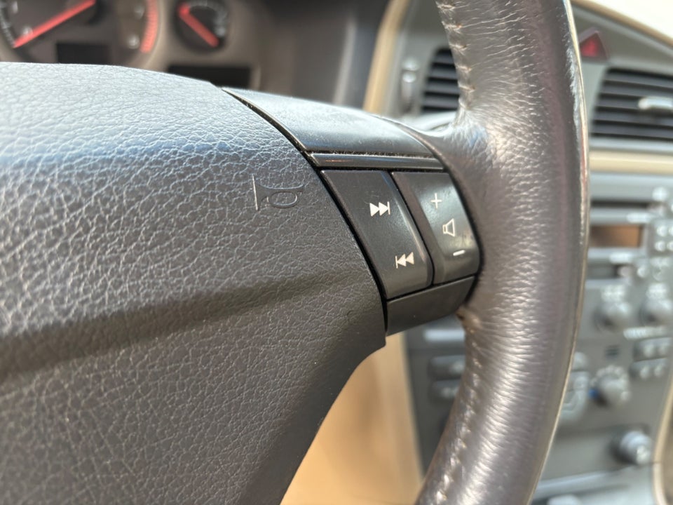 Volvo S60 2,4 140 4d