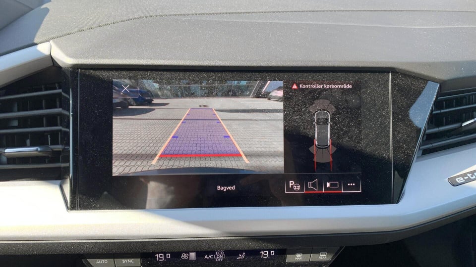 Audi Q4 e-tron 40 Proline 5d