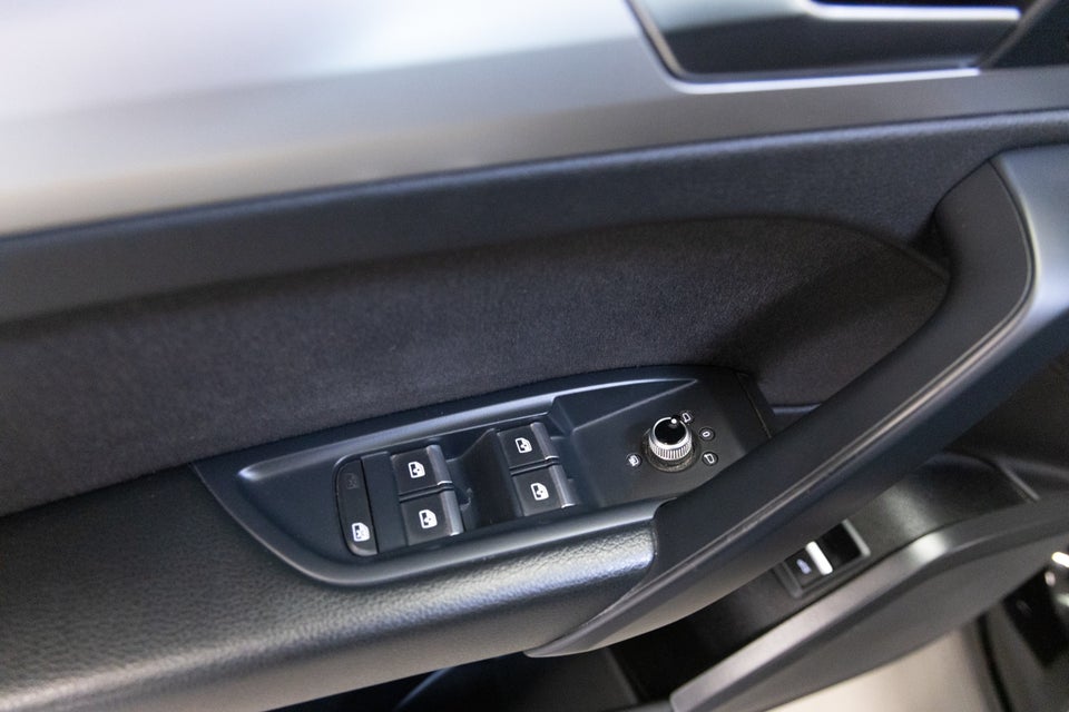 Audi Q5 50 TFSi e Prestige quattro S-tr. 5d