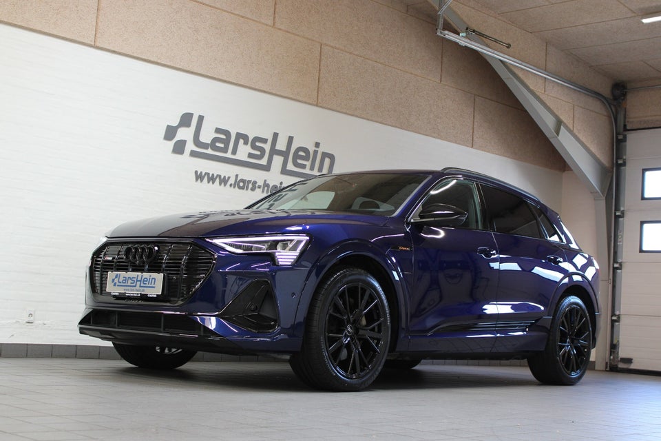Audi e-tron 55 S-line quattro 5d