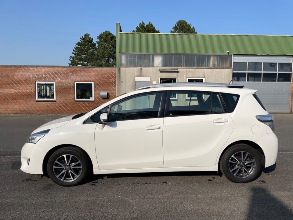 Toyota Verso 1,6 D-4D T2 Touch 7prs 5d