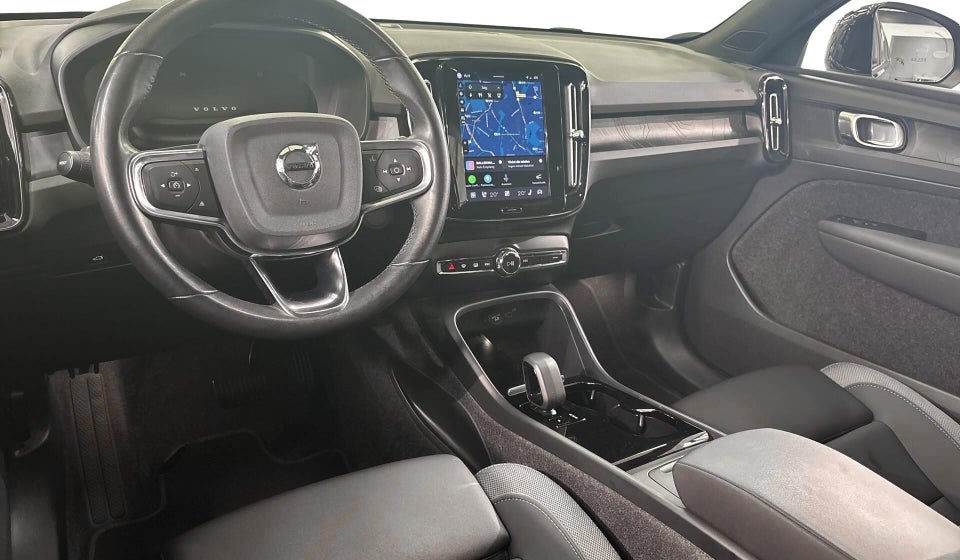 Volvo XC40 P6 ReCharge Plus 5d