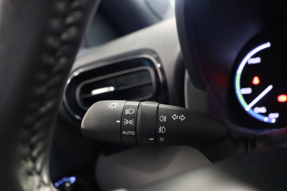 Toyota Yaris Cross 1,5 Hybrid Active Tech e-CVT 5d