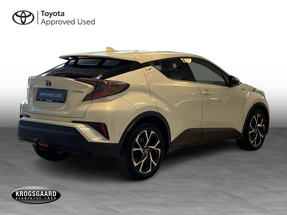 Toyota C-HR 1,8 Hybrid Premium Selected CVT 5d