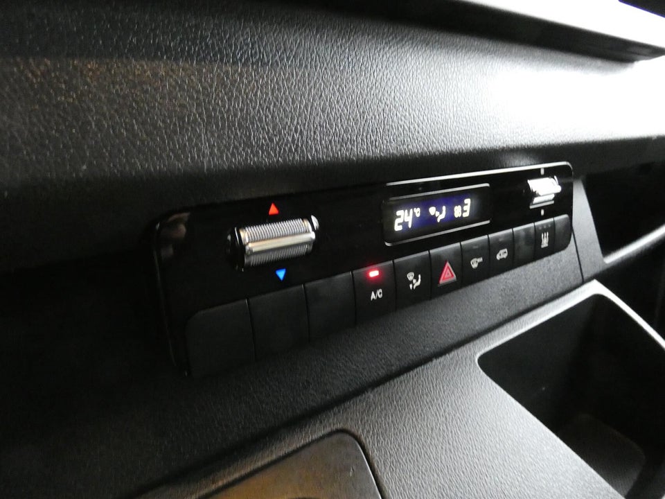 Mercedes Sprinter 317 2,0 CDi Alukasse m/lift aut. RWD 2d