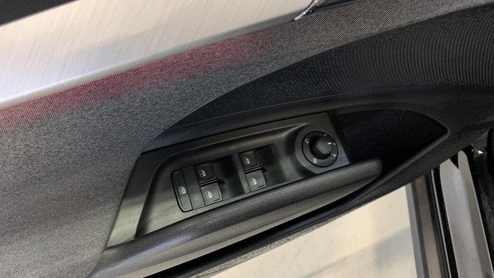 Skoda Enyaq 50 iV 5d