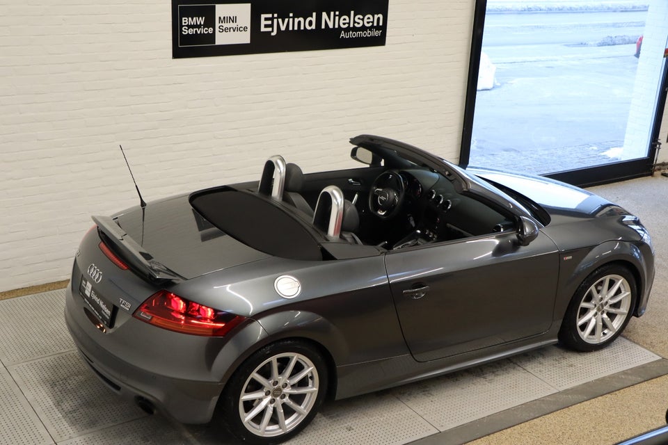 Audi TT 2,0 TFSi 211 Roadster quattro S-tr. 2d