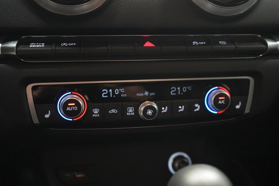 Audi A3 40 TFSi Sport Sportback quattro S-tr. 5d