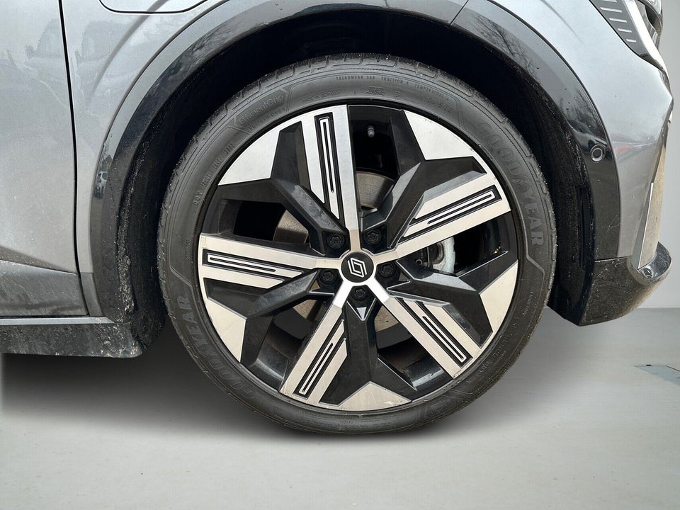 Renault Megane E-Tech 60 Iconic 5d