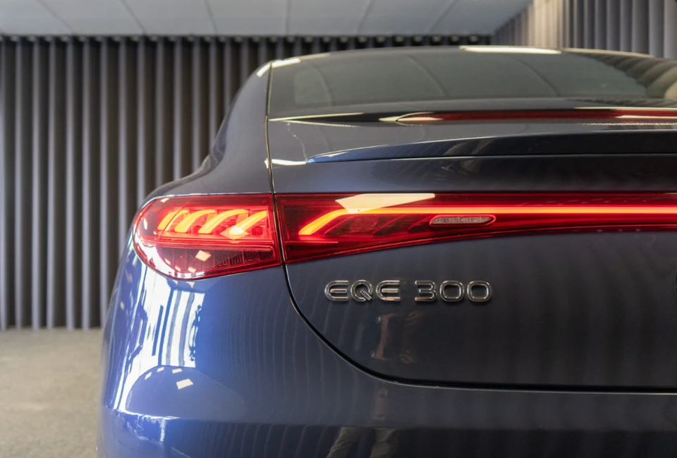 Mercedes EQE300 4d