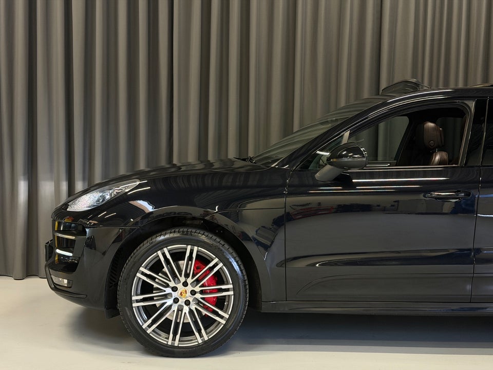 Porsche Macan Turbo 3,6 PDK 5d