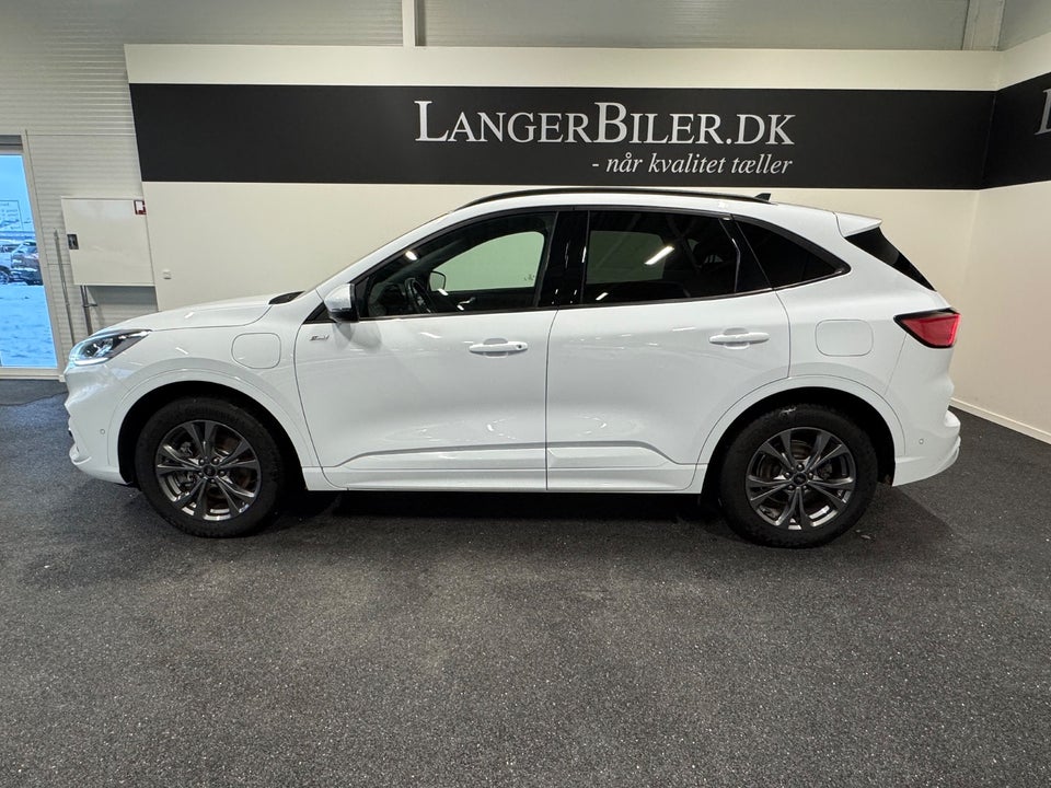 Ford Kuga 2,5 PHEV ST-Line X CVT 5d