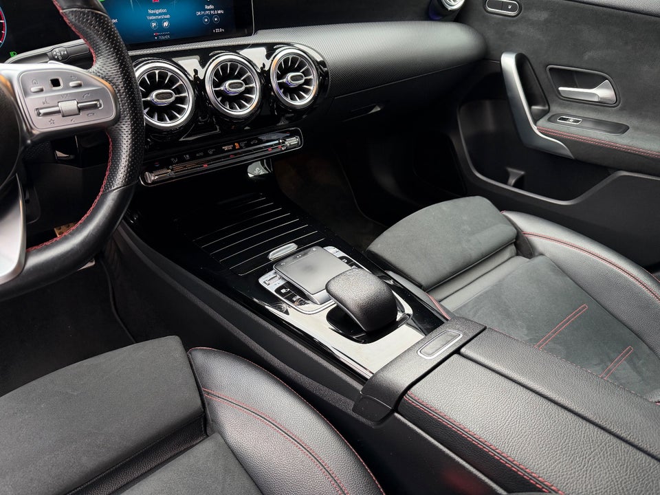 Mercedes A200 1,3 AMG Line aut. 5d