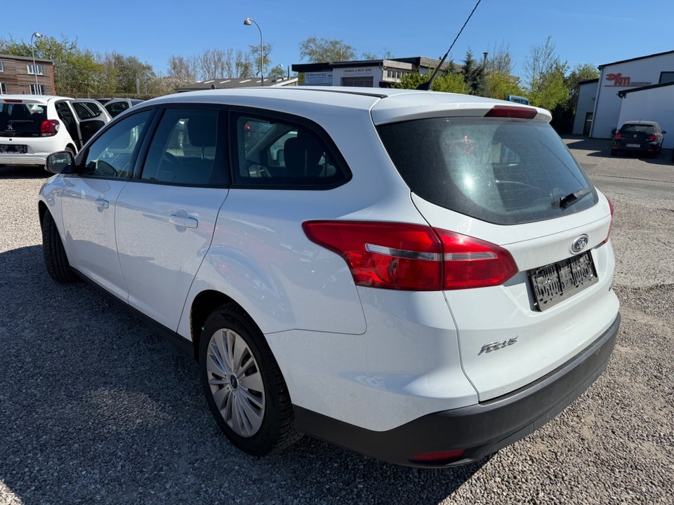Ford Focus 1,0 SCTi 125 Business stc. 5d