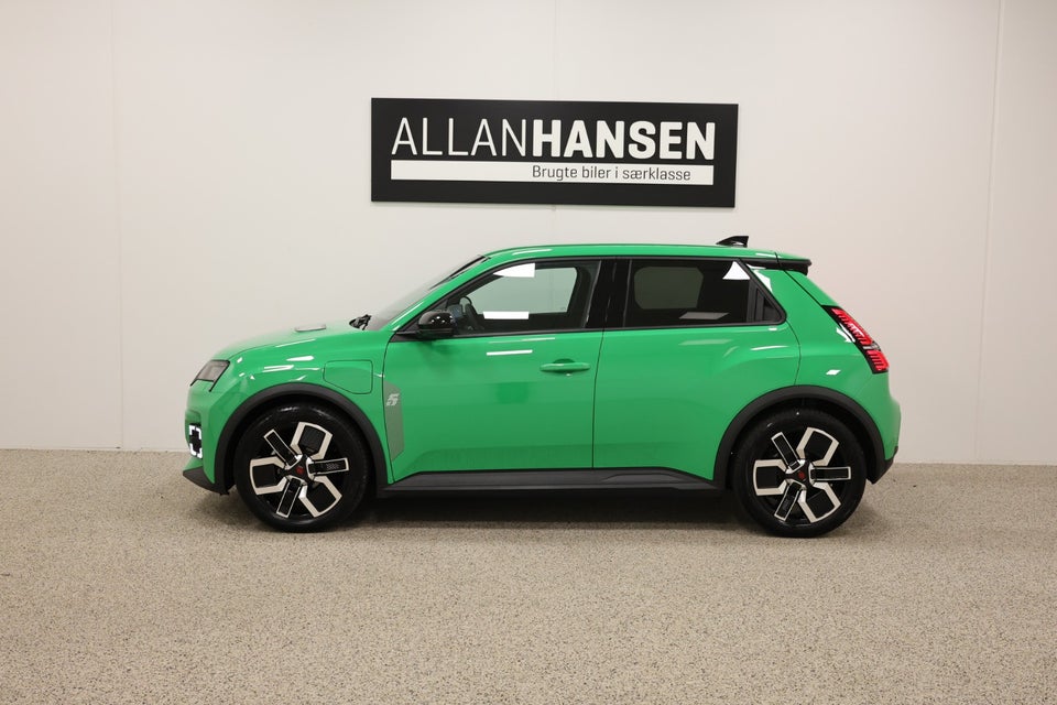 Renault 5 E-Tech 52 Techno 5d