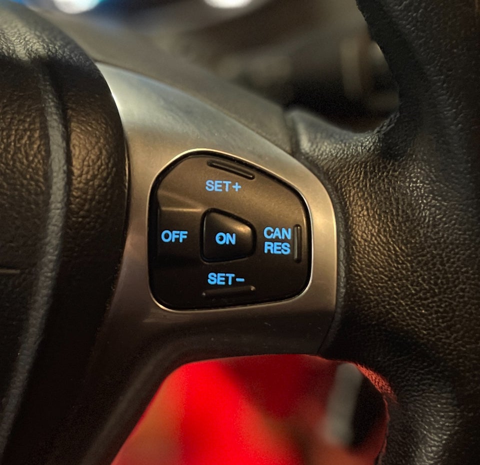 Ford Fiesta 1,0 SCTi 100 Titanium aut. 5d