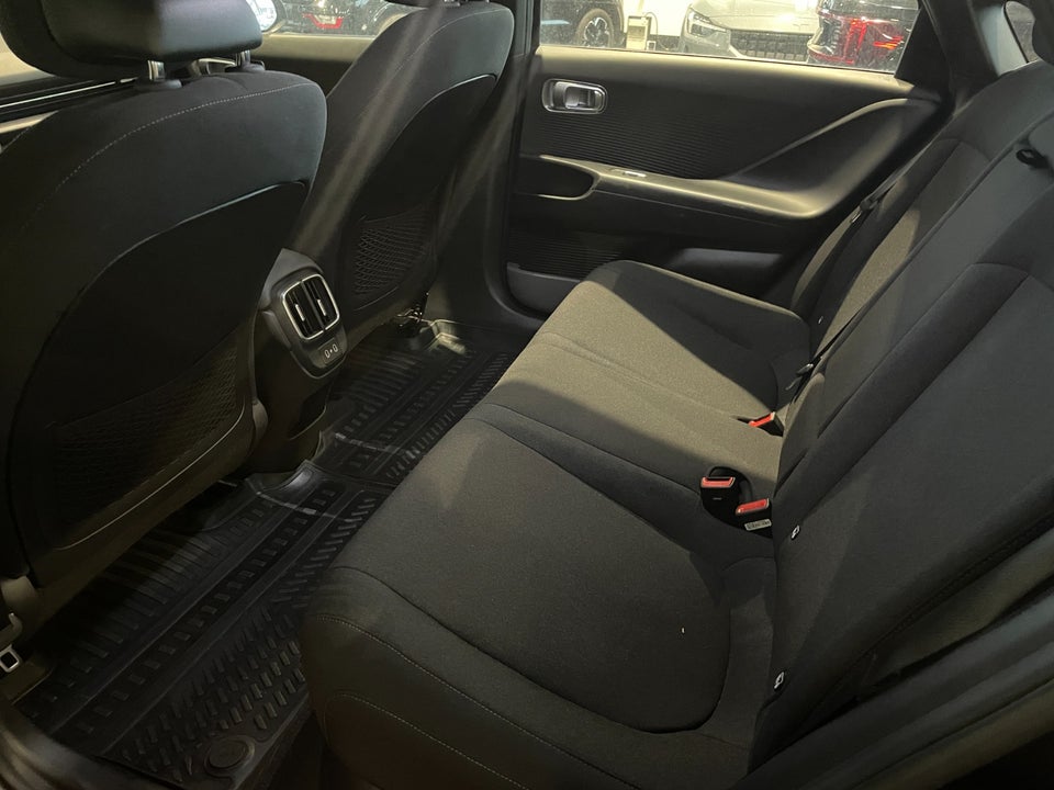 Hyundai Ioniq 6 53 Essential 4d