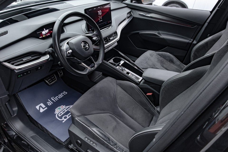 Skoda Enyaq 60 iV Sportline 5d