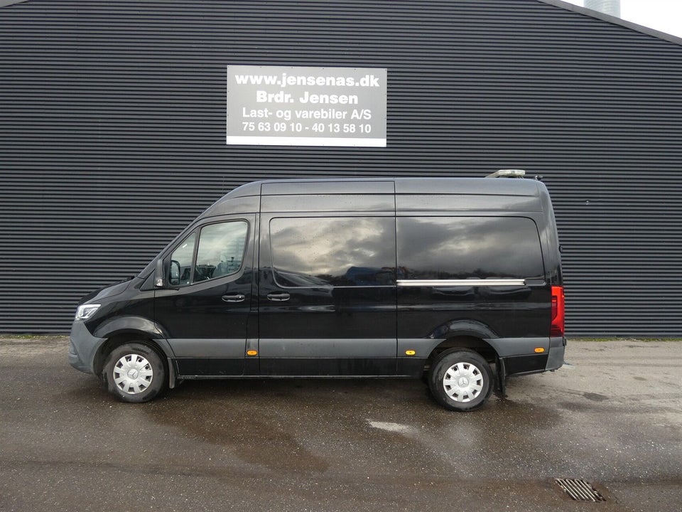 Mercedes Sprinter 319 3,0 CDi A2 Kassevogn aut. RWD