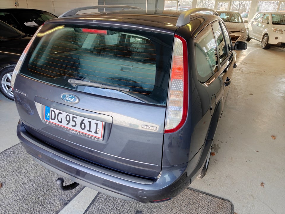 Ford Focus 1,6 TDCi 109 Trend stc. 5d