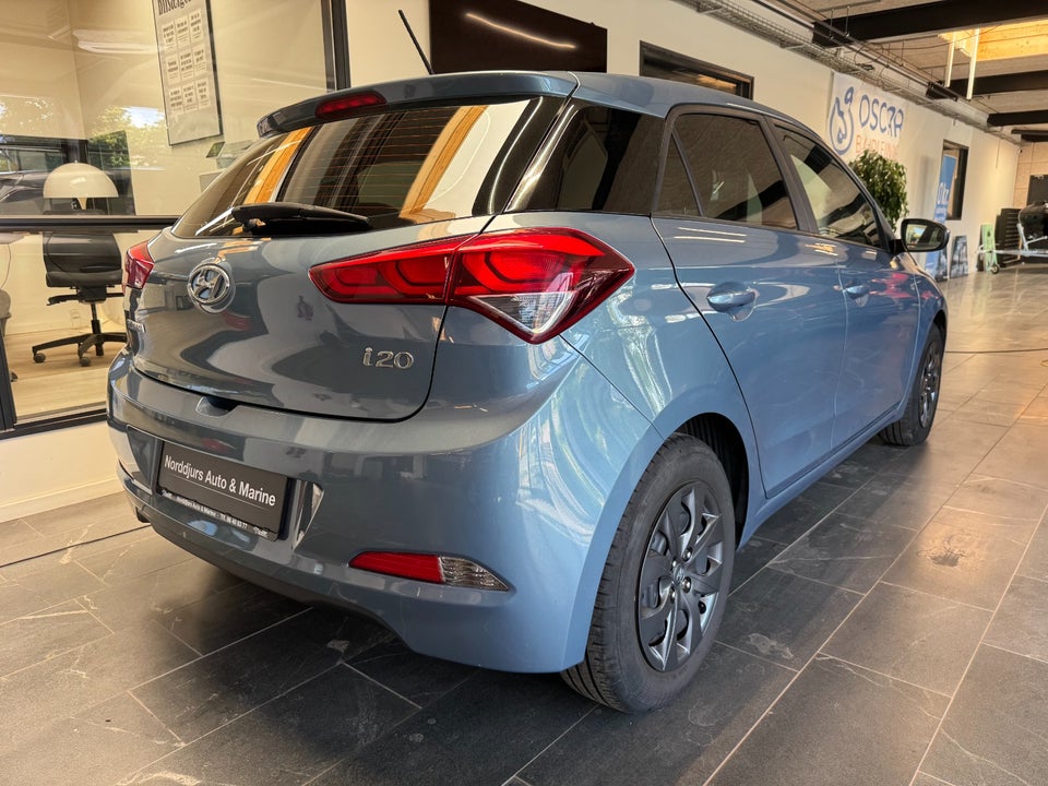 Hyundai i20 1,25 Fresh 5d
