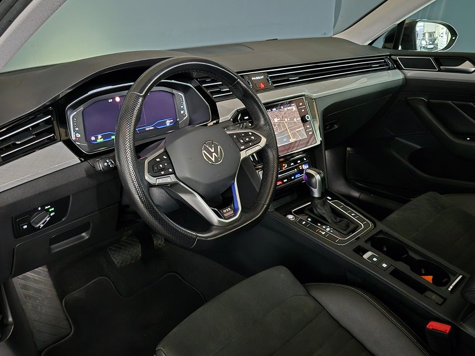 VW Passat 1,4 GTE High Variant DSG 5d