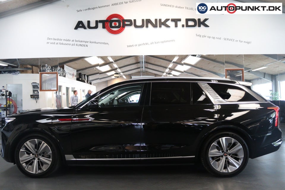 Hongqi E-HS9 120 Exclusive+ 5d
