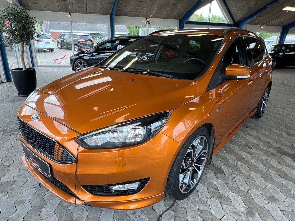 Ford Focus 1,0 SCTi 125 ST-Line stc. 5d