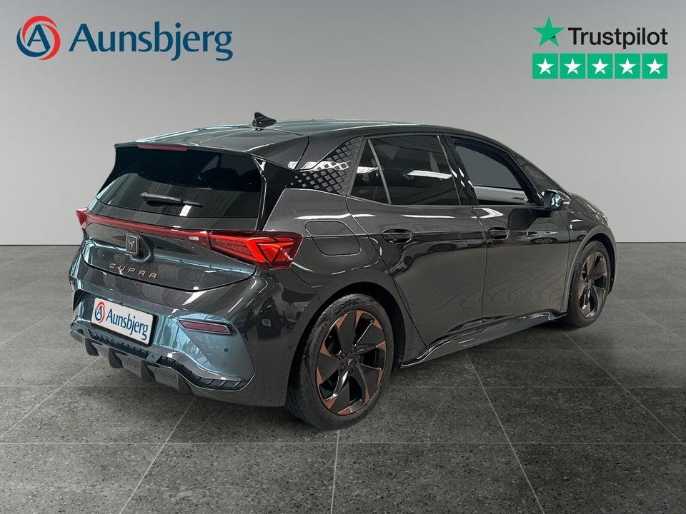 Cupra Born 58 Dinamica Pack High 5d