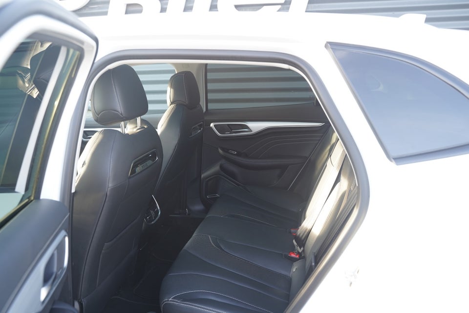 MG Marvel R Performance 5d