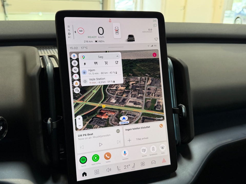 Volvo EX30 Extended Range Plus 5d