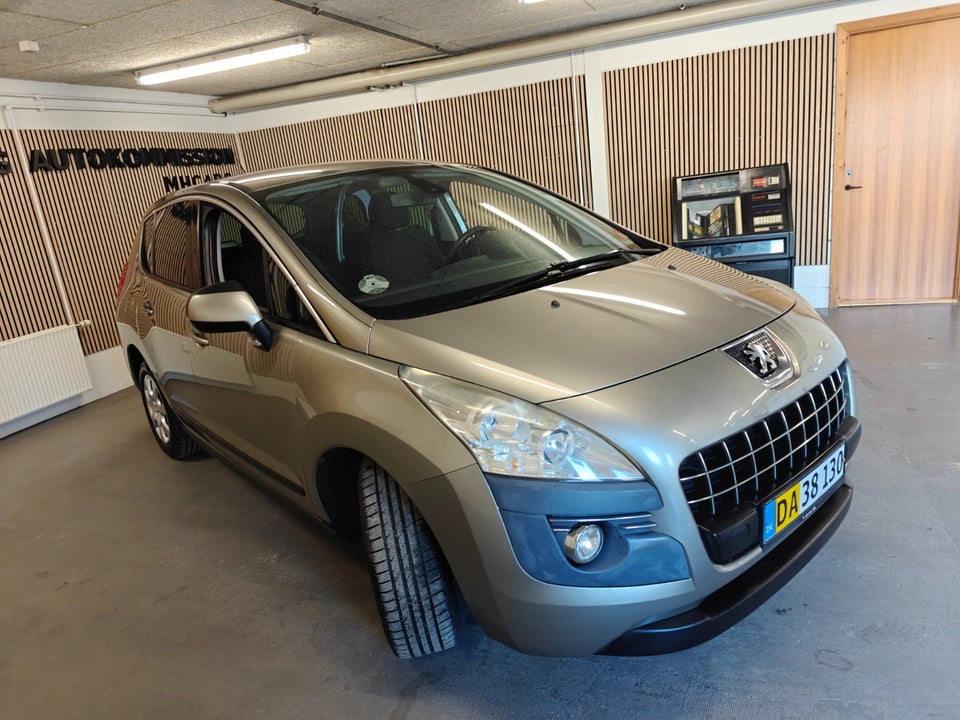 Peugeot 3008 1,6 HDi 112 Style Van 5d