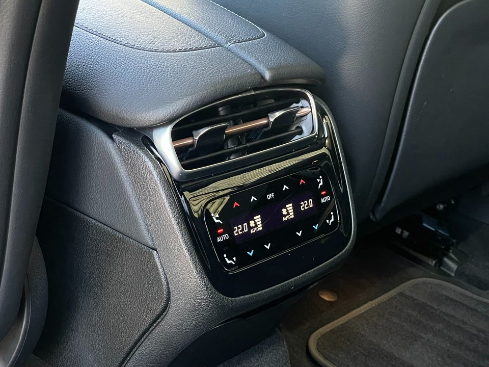 Mercedes EQE350 AMG Line Premium Plus 4d