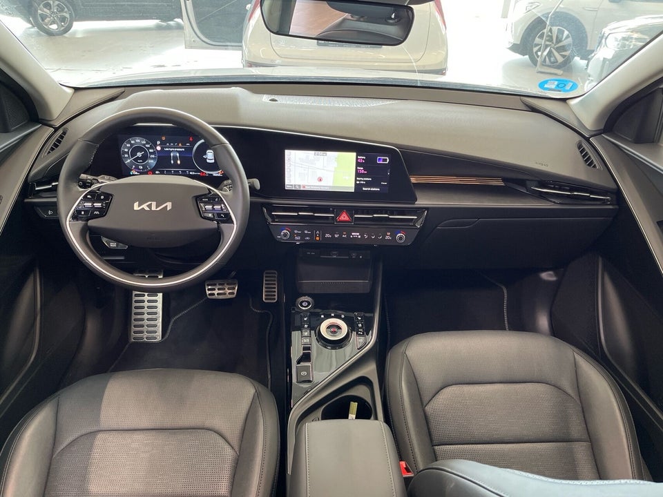 Kia Niro 64 EV Upgrade 5d