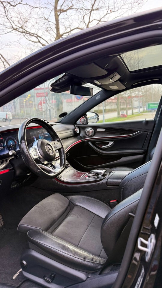 Mercedes E300 de 2,0 AMG Line aut. 4d