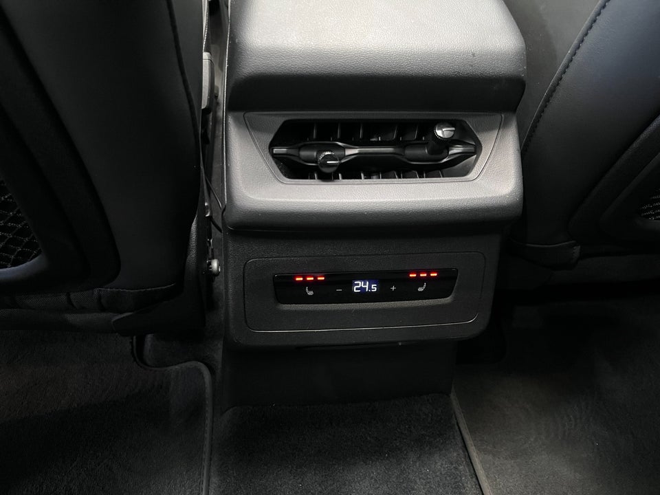 Audi SQ6 e-tron quattro 5d