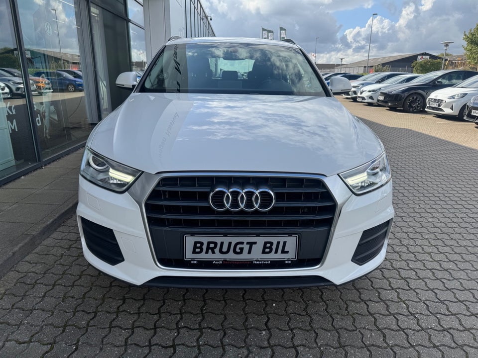 Audi Q3 1,4 TFSi 150 S-tr. 5d