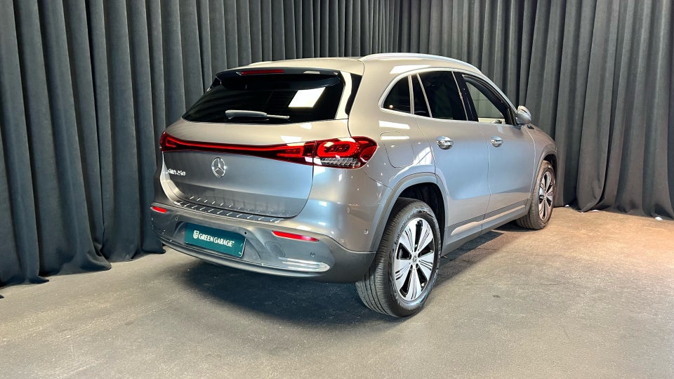 Mercedes EQA250 Progressive 5d