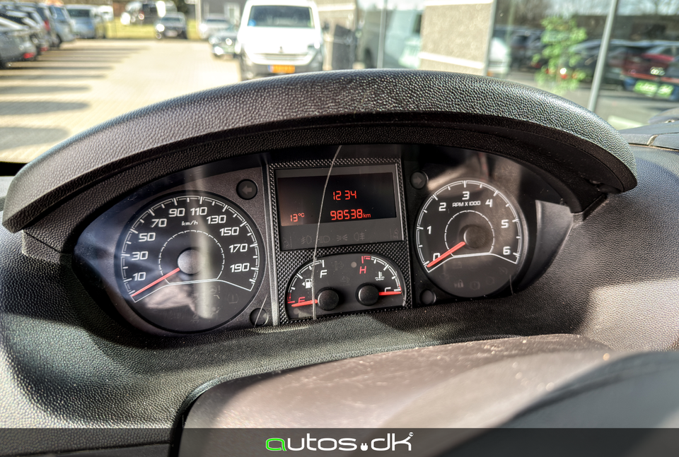 Peugeot Boxer 330 2,0 BlueHDi 130 L2H1