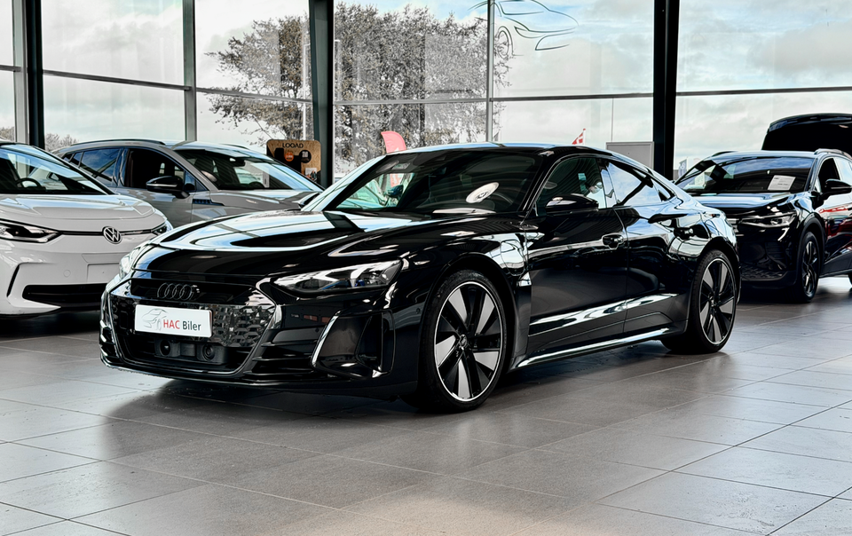 Audi e-tron GT quattro 4d