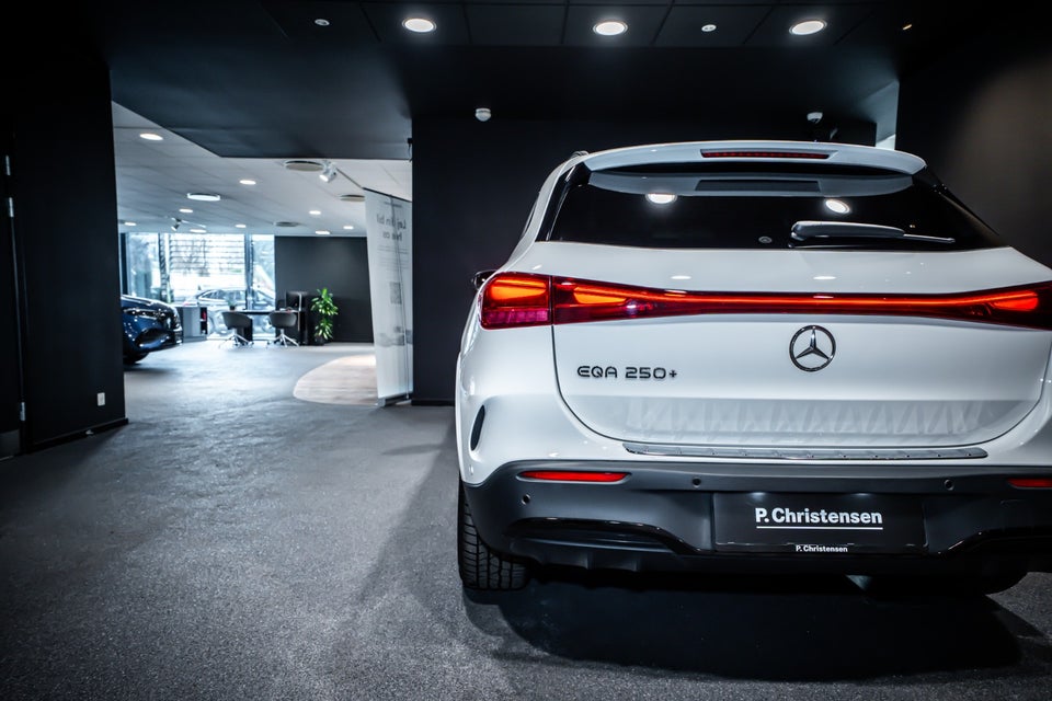 Mercedes EQA250+ AMG Premium 5d