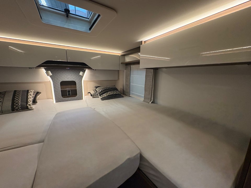 Hymer B-ML I880 2,0 CDi 170 aut. 2d