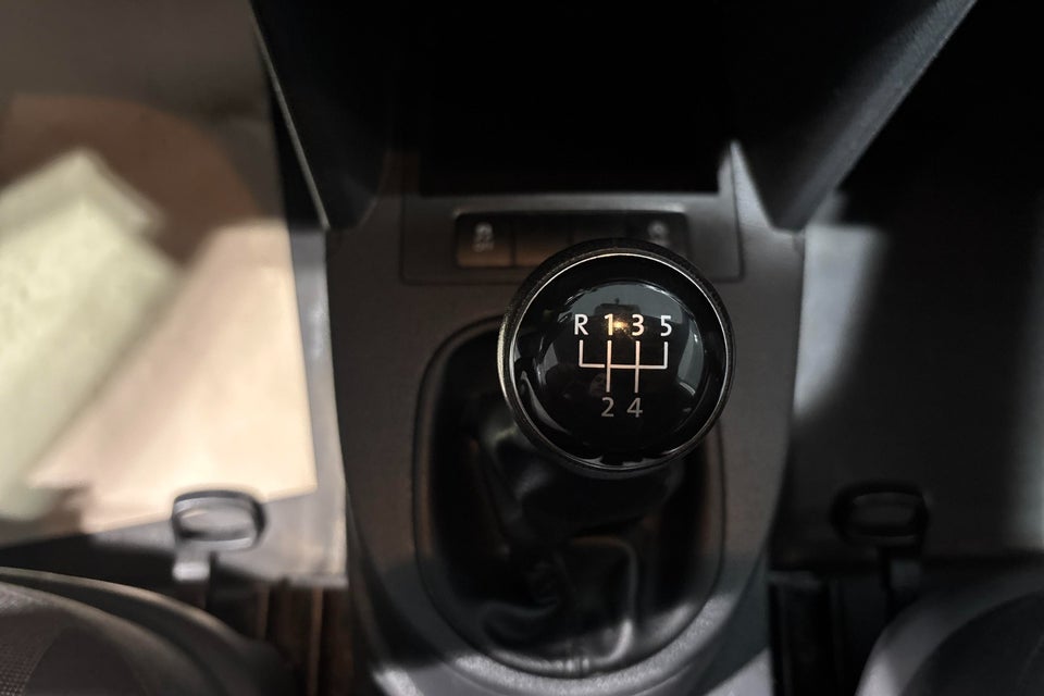 VW Caddy 1,6 TDi 102 BMT Van 4d